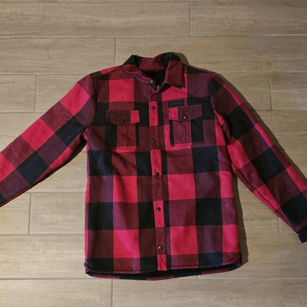 VOLCOM - Red and Black Plaid Button-Up Jacket